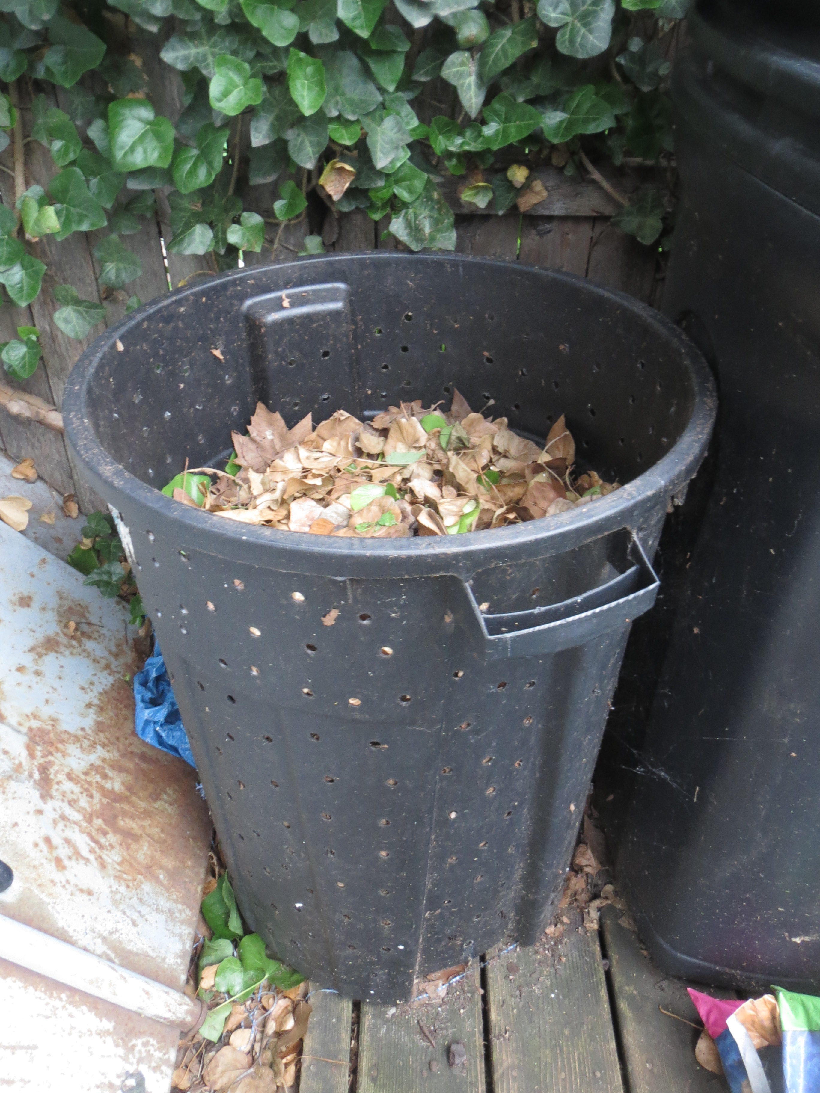 trash can composter